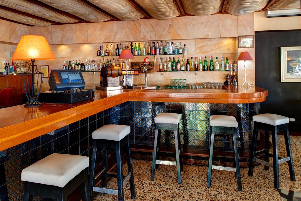 Hostal Talamanca Cala D´Or Buitenkant foto